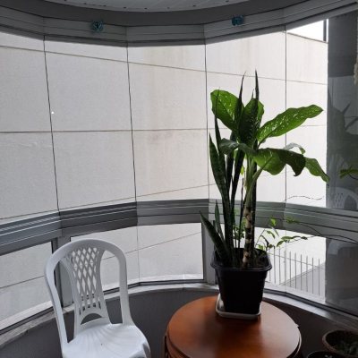 Apartamentos com 80m², 3 quartos, 1 suíte, 1 garagem, no bairro Centro em Florianópolis