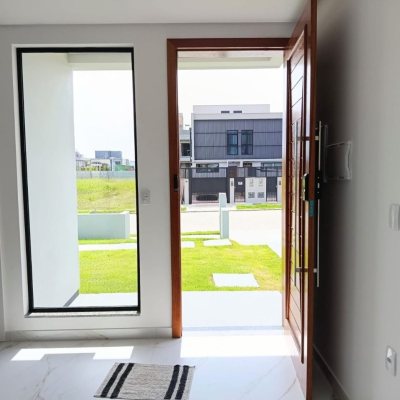 Casa Residencial com 99m², 2 quartos, 2 suítes, 1 garagem, no bairro Campeche em Florianópolis