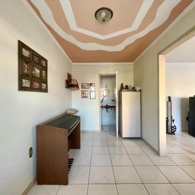 Casa Residencial com 225m², 5 quartos, 2 suítes, 4 garagens, no bairro Santinho em Florianópolis