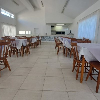 Apartamentos com 194m², 3 quartos (sendo 1 suíte), 2 garagens, no bairro Ingleses em Florianópolis