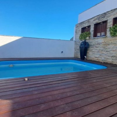 Apartamentos com 194m², 3 quartos, 1 suíte, 2 garagens, no bairro Ingleses em Florianópolis