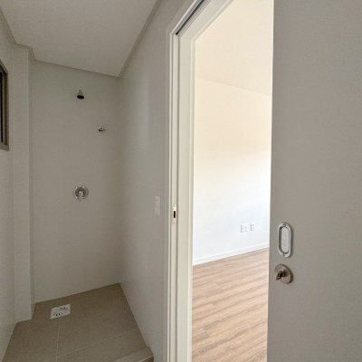 Apartamentos com 70m², 2 quartos, 1 suíte, 1 garagem, no bairro Cacupé em Florianópolis