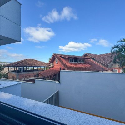 Apartamentos com 66m², 2 quartos, 1 suíte, 1 garagem, no bairro Cacupé em Florianópolis
