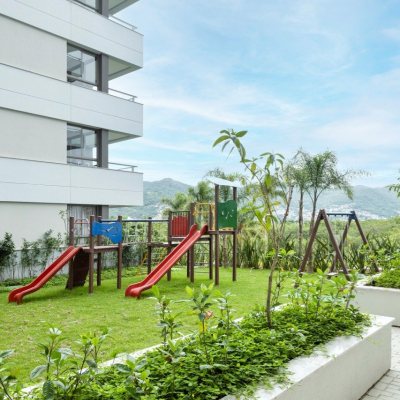 Apartamentos com 109m², 3 quartos, 2 suítes, 2 garagens, no bairro Cacupé em Florianópolis