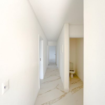 Apartamentos com 125m², 3 quartos, 3 suítes, 2 garagens, no bairro Cacupé em Florianópolis