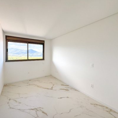 Apartamentos com 125m², 3 quartos, 3 suítes, 2 garagens, no bairro Cacupé em Florianópolis