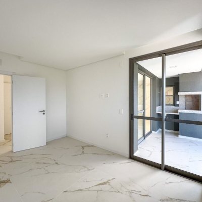 Apartamentos com 125m², 3 quartos, 3 suítes, 2 garagens, no bairro Cacupé em Florianópolis