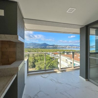 Apartamentos com 125m², 3 quartos, 3 suítes, 2 garagens, no bairro Cacupé em Florianópolis