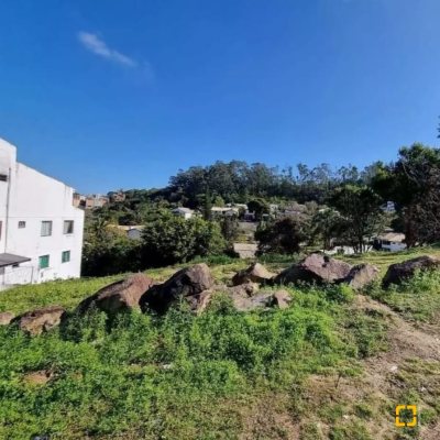 Terrenos Residenciais com 456m², no bairro Carvoeira em Florianópolis