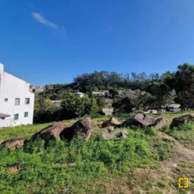 Terrenos Residenciais com 456m², no bairro Carvoeira em Florianópolis