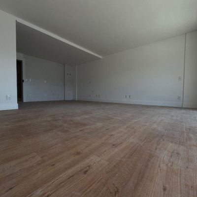 Apartamentos com 49m², 1 quarto, no bairro Monte Verde em Florianópolis