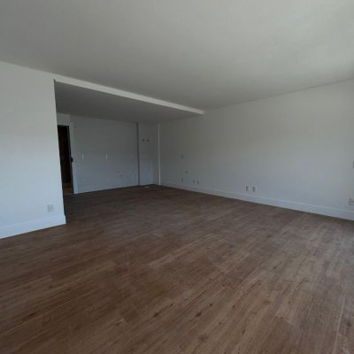 Apartamentos com 49m², 1 quarto, no bairro Monte Verde em Florianópolis
