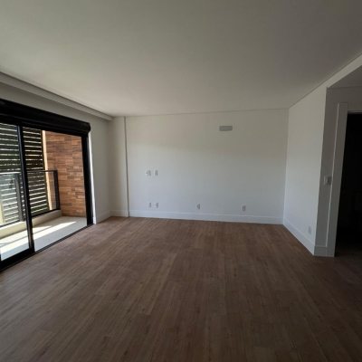 Apartamentos com 49m², 1 quarto, no bairro Monte Verde em Florianópolis