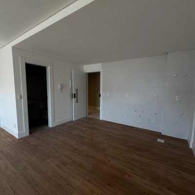 Apartamentos com 49m², 1 quarto, no bairro Monte Verde em Florianópolis