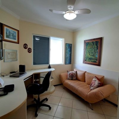 Cobertura com 172m², 3 quartos, 1 suíte, 2 garagens, no bairro Ingleses do Rio Vermelho em Florianópolis