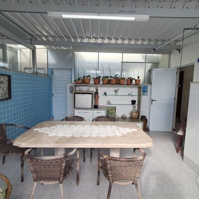 Cobertura com 172m², 3 quartos, 1 suíte, 2 garagens, no bairro Ingleses do Rio Vermelho em Florianópolis