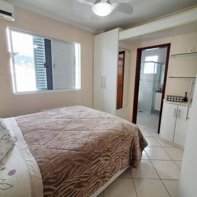 Cobertura com 172m², 3 quartos, 1 suíte, 2 garagens, no bairro Ingleses do Rio Vermelho em Florianópolis