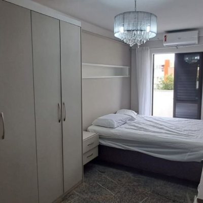 Cobertura com 198m², 4 quartos, 2 suítes, 2 garagens, no bairro Ingleses do Rio Vermelho em Florianópolis