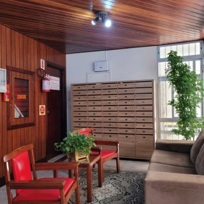 Apartamentos com 76m², 2 quartos, no bairro Centro em Florianópolis