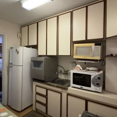 Apartamentos com 76m², 2 quartos, no bairro Centro em Florianópolis