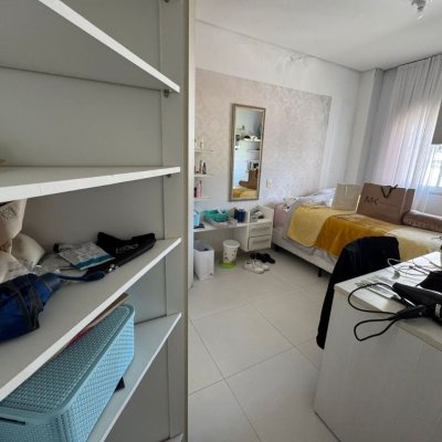 Predio com 307m², 6 garagens, no bairro Trindade em Florianópolis