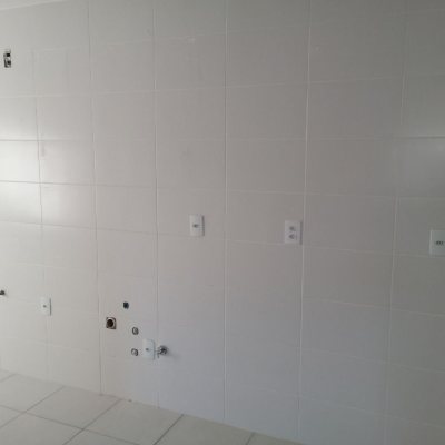 Apartamentos com 58m², 2 quartos, 1 garagem, no bairro Aririu em Palhoça
