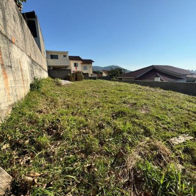 Terrenos Residenciais com 360m², no bairro Real Parque em São José