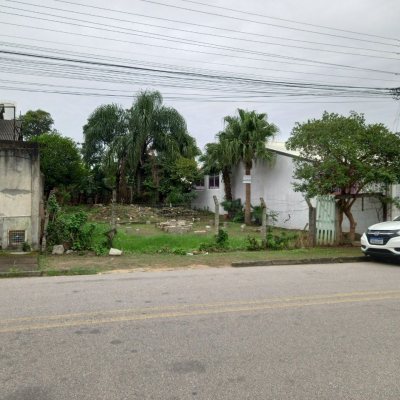 Terreno Comercial/Residencial com 429m², no bairro Capoeiras em Florianópolis