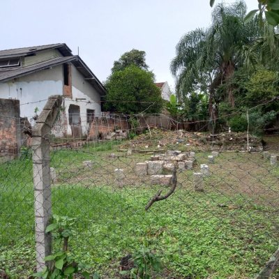 Terreno Comercial/Residencial com 429m², no bairro Capoeiras em Florianópolis