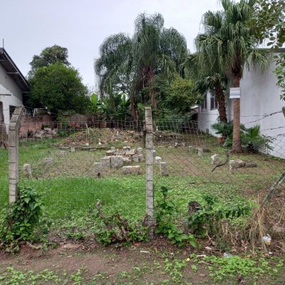 Terreno Comercial/Residencial com 429m², no bairro Capoeiras em Florianópolis