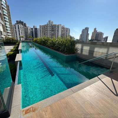 Studio Residencial com 63m², 1 quarto, 1 garagem, no bairro Centro em Florianópolis