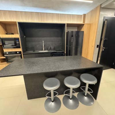 Studio Residencial com 63m², 1 quarto, 1 garagem, no bairro Centro em Florianópolis