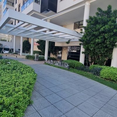 Apartamentos com 91m², 3 quartos, 1 suíte, 2 garagens, no bairro Balneário em Florianópolis