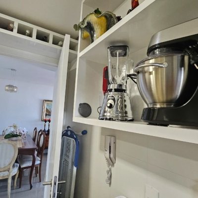 Apartamentos com 91m², 3 quartos, 1 suíte, 2 garagens, no bairro Balneário em Florianópolis