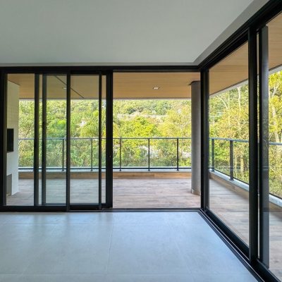 Apartamentos com 112m², 2 quartos, 2 suítes, 2 garagens, no bairro Santo Antônio De Lisboa em Florianópolis