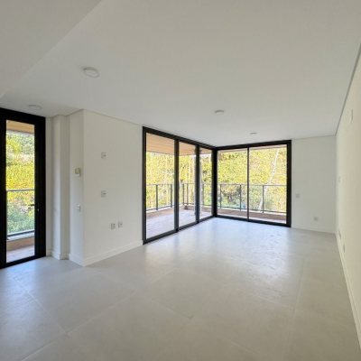 Apartamentos com 112m², 2 quartos, 2 suítes, 2 garagens, no bairro Santo Antônio De Lisboa em Florianópolis