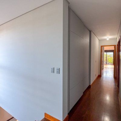 Casa Residencial com 607m², 4 quartos, 4 suítes, 6 garagens, no bairro Lagoa Da Conceição em Florianópolis