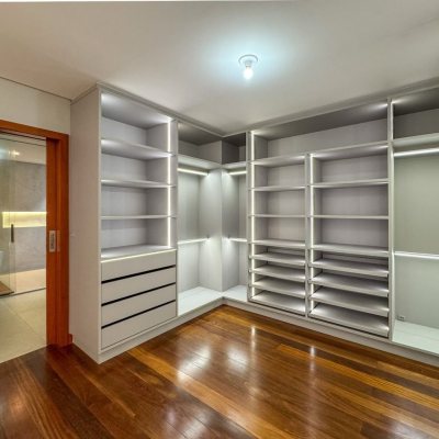 Casa Residencial com 607m², 4 quartos, 4 suítes, 6 garagens, no bairro Lagoa Da Conceição em Florianópolis