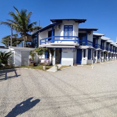 Pousada com 642m², 13 quartos, 13 suítes, 11 garagens, no bairro Ingleses em Florianópolis