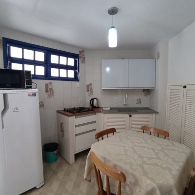 Pousada com 642m², 13 quartos, 13 suítes, 11 garagens, no bairro Ingleses em Florianópolis