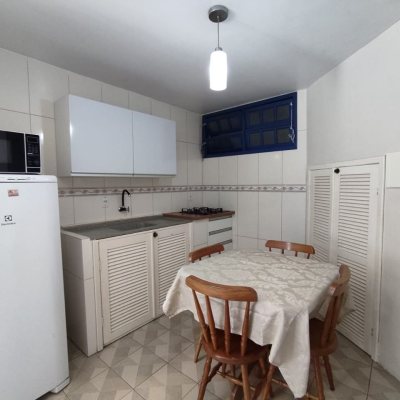 Pousada com 642m², 13 quartos, 13 suítes, 11 garagens, no bairro Ingleses em Florianópolis