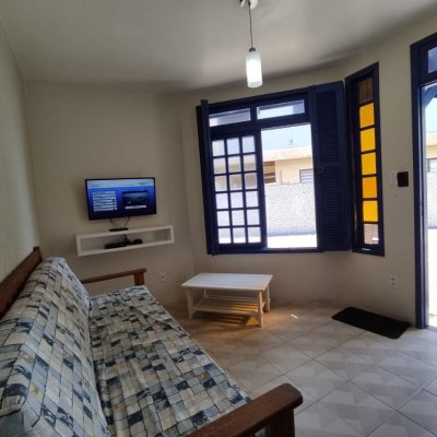 Pousada com 642m², 13 quartos, 13 suítes, 11 garagens, no bairro Ingleses em Florianópolis