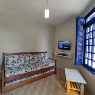 Pousada com 642m², 13 quartos, 13 suítes, 11 garagens, no bairro Ingleses em Florianópolis