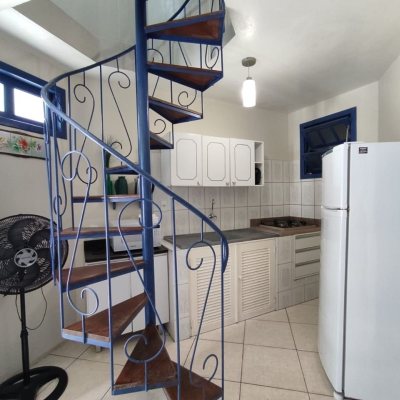 Pousada com 642m², 13 quartos, 13 suítes, 11 garagens, no bairro Ingleses em Florianópolis