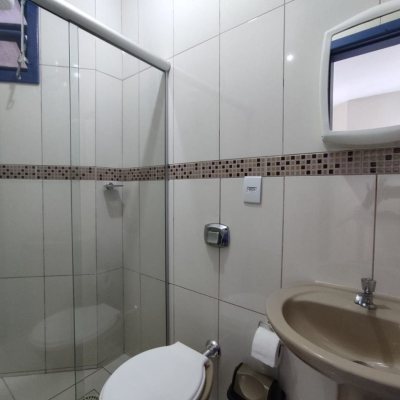 Pousada com 642m², 13 quartos, 13 suítes, 11 garagens, no bairro Ingleses em Florianópolis