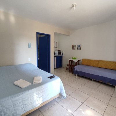 Pousada com 642m², 13 quartos, 13 suítes, 11 garagens, no bairro Ingleses em Florianópolis