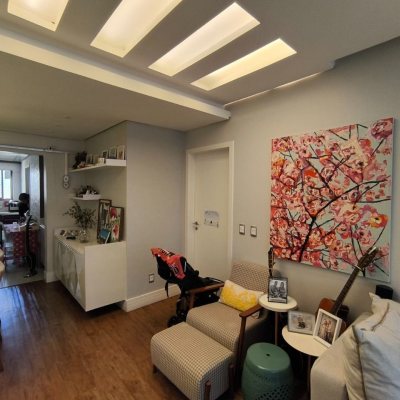 Apartamentos com 109m², 3 quartos, 2 suítes, 1 garagem, no bairro Centro em Florianópolis