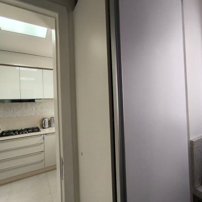 Apartamentos com 109m², 3 quartos, 2 suítes, 1 garagem, no bairro Centro em Florianópolis