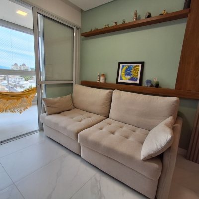 Apartamentos com 96m², 3 quartos, 2 suítes, 2 garagens, no bairro Estreito em Florianópolis