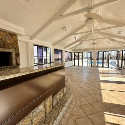 Cobertura com 483m², 4 quartos, 2 suítes, 2 garagens, no bairro Centro em Florianópolis